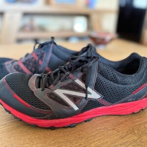 New Balance Men's Black and Red Athletic Shoes